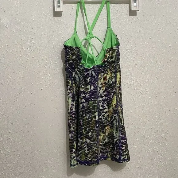 Lululemon Dancing Warrior Tank Top Womens 2 Floral Print Green Shelf Bra Active - Picture 5 of 9